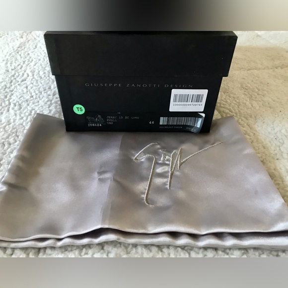 SOLD Giuseppe Zanotti Crepe Sole Moccasins - Picture 7 of 9